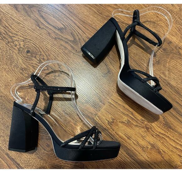 Badgley MIschka Frida Open Toe Block Heel Sandal Black Size 8.5 Elegant Chic - Picture 1 of 8